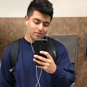 Meet your Posher, Javier